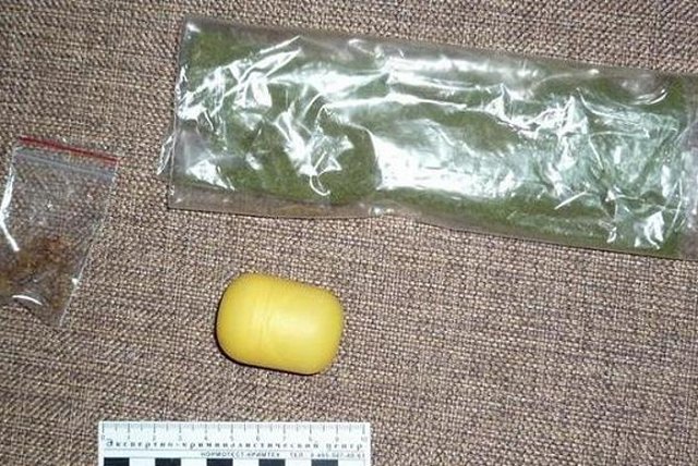 На Урале водитель торговой сети занимался распространением наркотиков