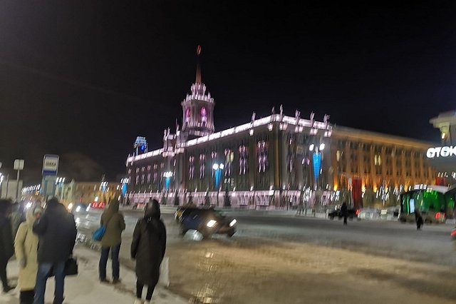 Работа ещё одного автобусного маршрута возмутила екатеринбуржцев