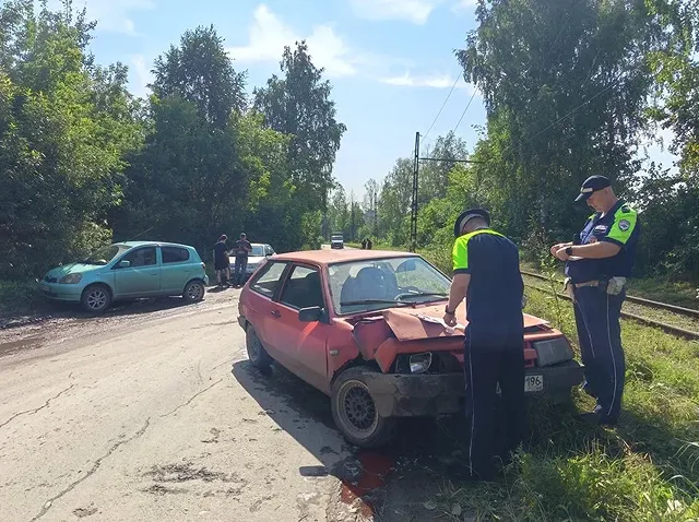 Полуторагодовалый пассажир пострадал в столкновении двух машин на Зеленом острове