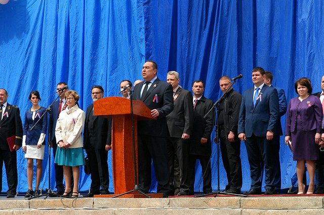 Уволенный глава МВД заявил об арестах в высших эшелонах власти ЛНР