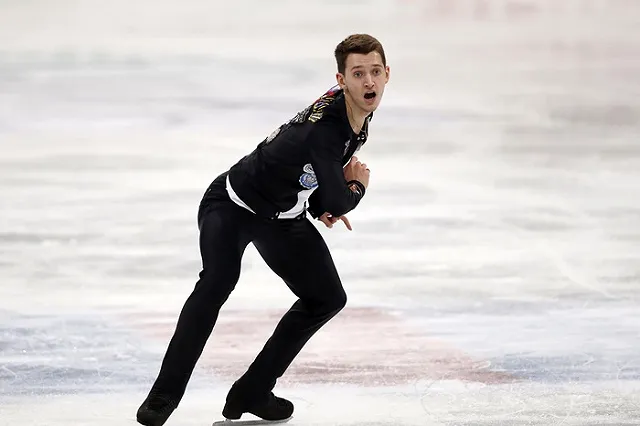 Максим Ковтун извинился перед болельщиками за провал на чемпионате России