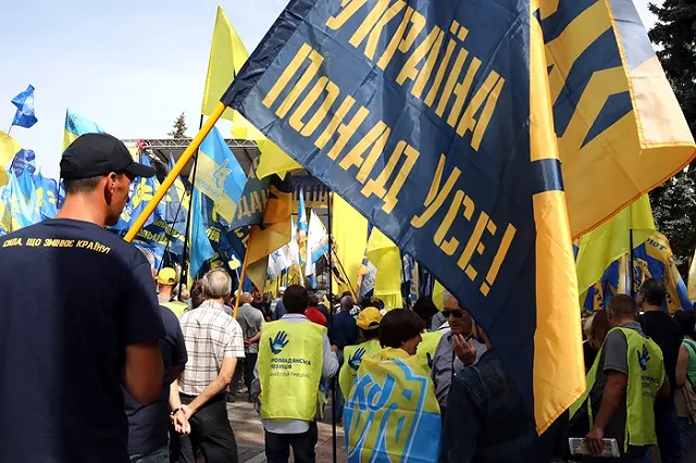 Янукович объяснил свое свержение фразой «кинули как лоха»