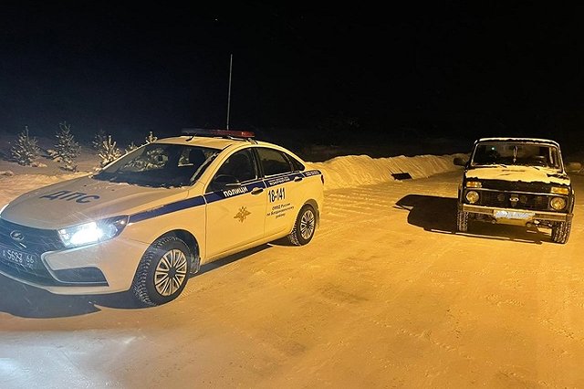 В Свердловской области водителю стало плохо на трассе после ссоры с женой