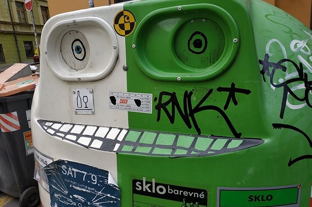 О готовности сортировать мусор заявили почти 90% россиян