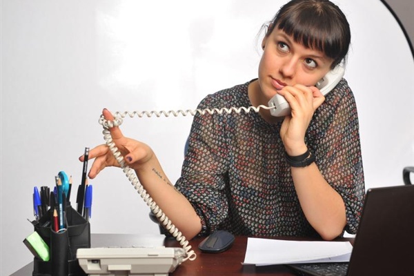 Свердловчане стали чаще жаловаться на несчастную любовь по телефону доверия