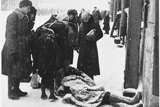 Сообщество в Facebook «Худей, как я» предложило участникам блокадную диету