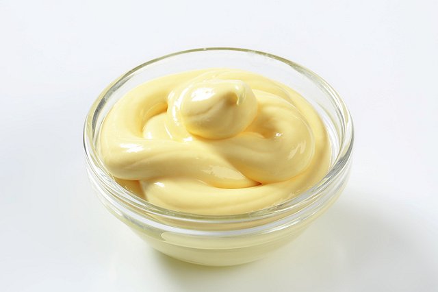 На Урале началась проверка предприятия, вручившего ветерану просроченный майонез