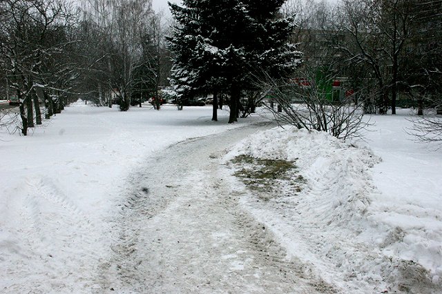 Администрация Екатеринбурга:&quot;Работы по уборке города от снега выполнены на 9/10″