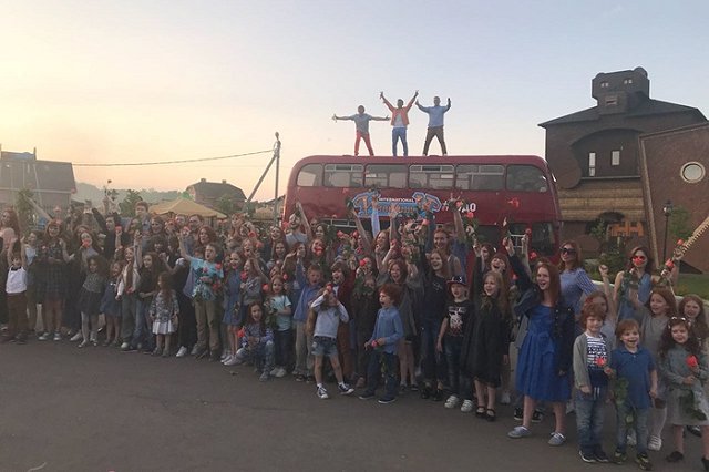 Юная екатеринбурженка снялась в новом клипе группы «Иванушки International»