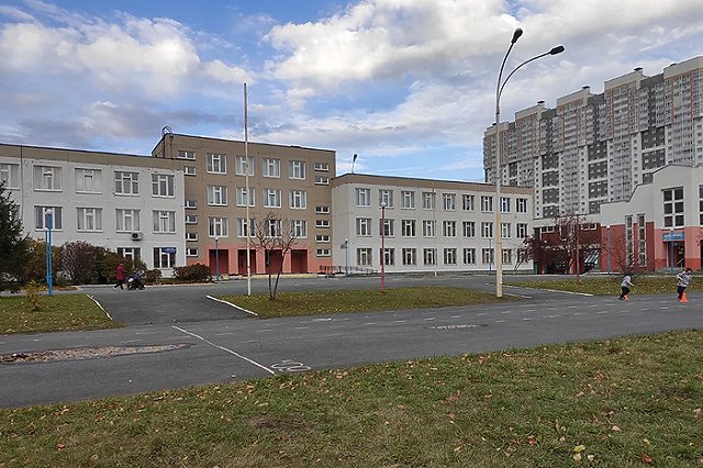 «Все сдали, а ты?»: в екатеринбургской школе с учеников потребовали личные данные родителей