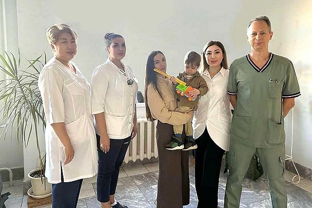 В Екатеринбурге 2-летний малыш подавился супом и едва не погиб