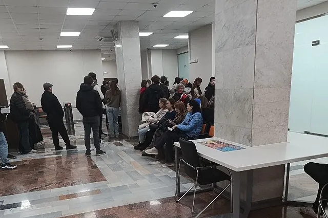 Власти Екатеринбурга показали, как в городе судят «зайцев»