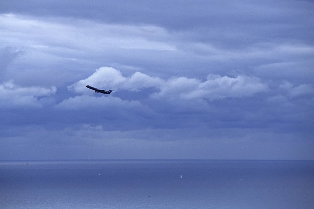 В Екатеринбурге сотни туристов не улетят с «ВИМ-Авиа»: операторы ищут варианты