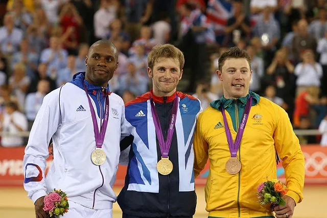 Путин дал российское гражданство чемпиону мира по велоспорту из Австралии