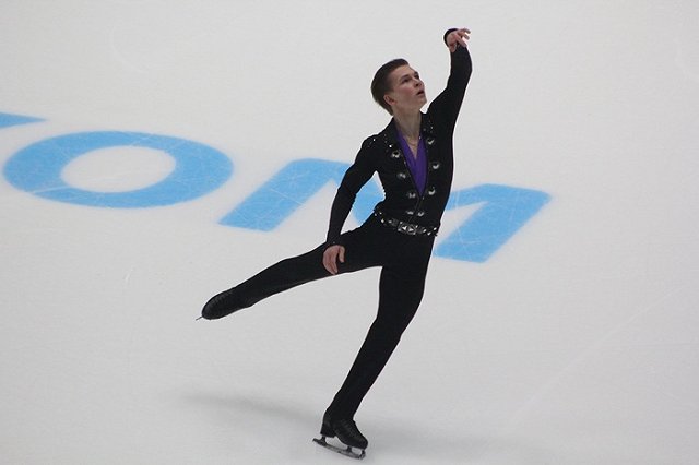 Фигурист Михаил Коляда стал восьмым в короткой программе