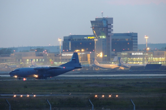 Аэропорт «Кольцово»  начал работать в штатном режиме