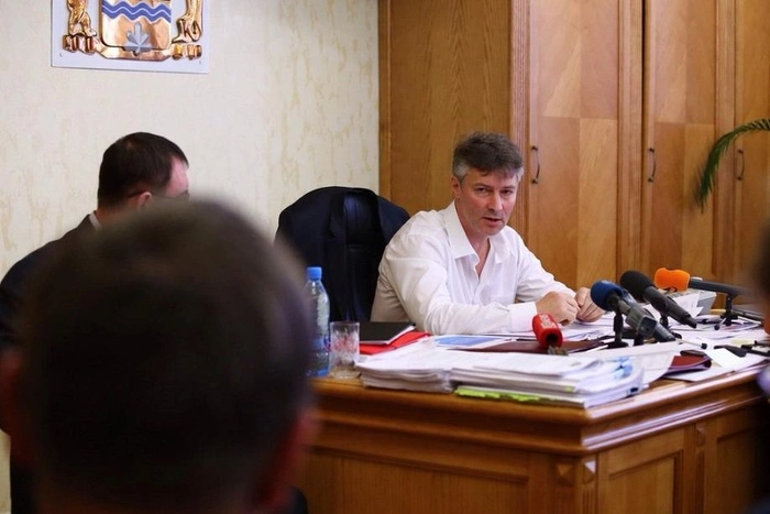 Минюст ликвидирует в Екатеринбурге «Фонд Ройзмана*»