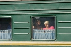 В Прикамье школьник на ходу выпал из поезда