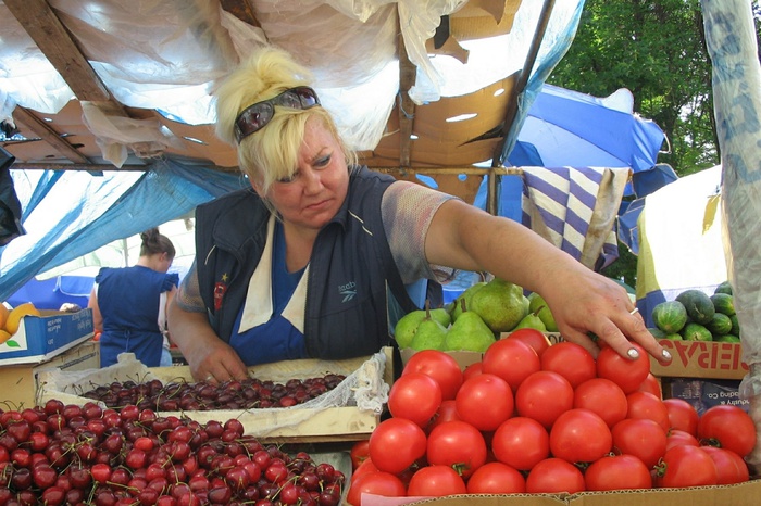 Женщина с рынка фото