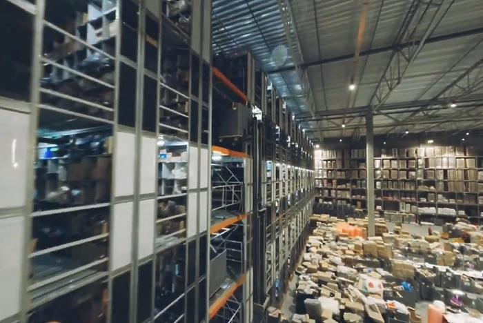 На складе Wildberries в Екатеринбурге погиб сотрудник