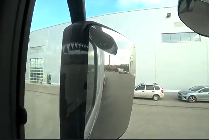 Водитель-дальнобойщик внезапно скончался в Екатеринбурге