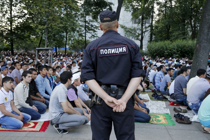 Московского полицейского подозревают в похищении человека, найденного убитым