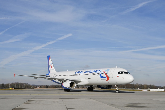 На борту самолета «Уральских авиалиний» рейса Москва-Барнаул скончался пассажир