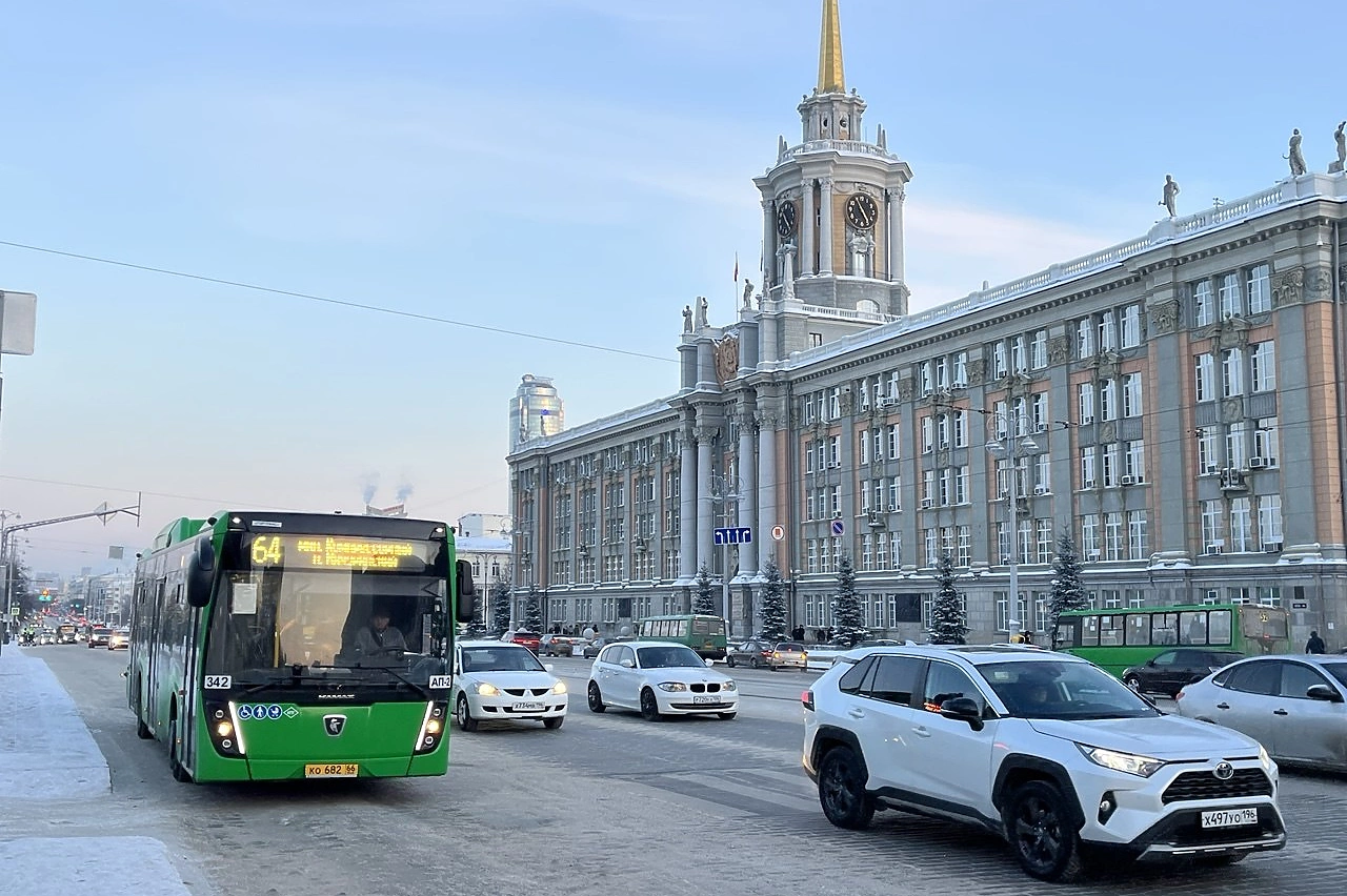 Стало известно, на какие маршруты поставят новые автобусы в Екатеринбурге
