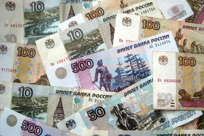 Годовая инфляция в РФ в июле впервые опустилась ниже таргета и составила 3,9%