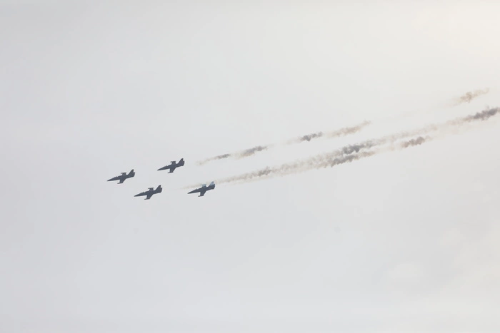 Пилотажная группа «Русь» выступила с авиашоу в небе над Эльмашем