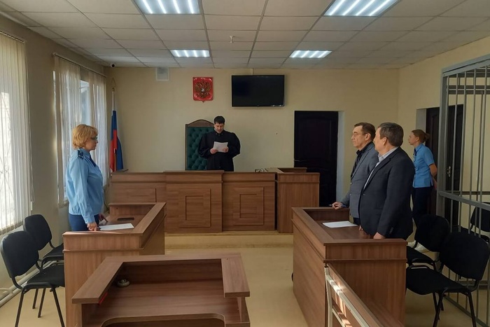 Свердловского мэра отправили в колонию на 8 лет