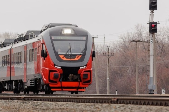 В Екатеринбурге вновь наблюдаются многочасовые задержки поездов