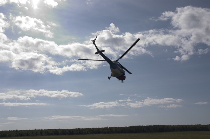 Летевший из Иваново в Москву вертолет загорелся после жесткой посадки