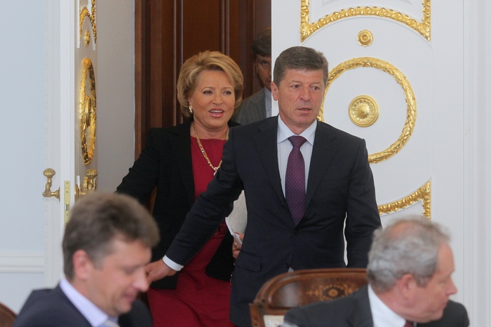 Матвиенко пообещала, что закон о коллекторах появится уже в этом году