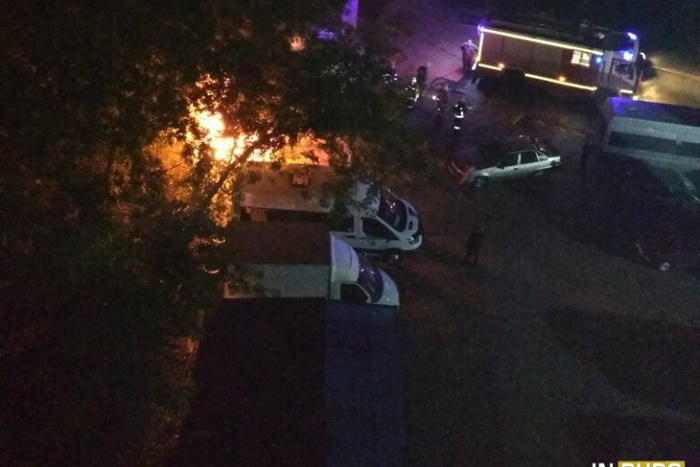 Этой ночью в Екатеринбурге сгорели два автомобиля