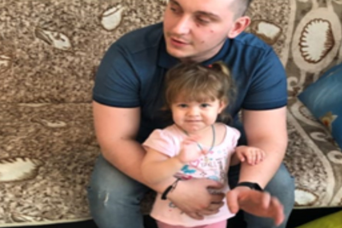 В Свердловской области ищут трёхлетнюю девочку