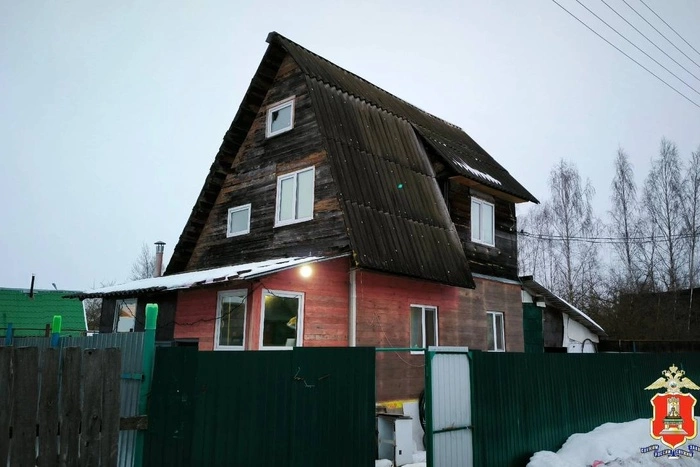 В Тверской области в садовом доме найденые убитыми четверо детей