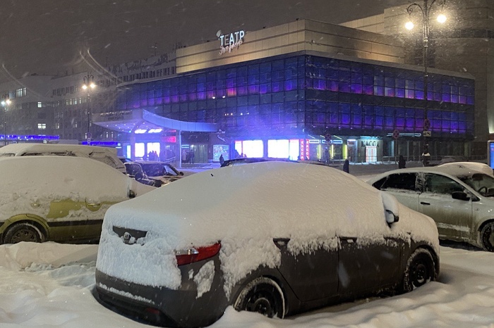 Все парковки на улицах Екатеринбурга станут бесплатными