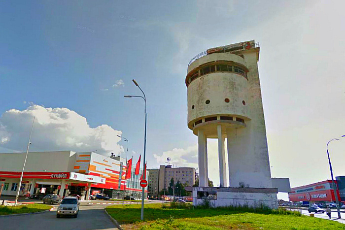 Жителей Екатеринбурга приглашают помыть и пропылесосить Белую башню