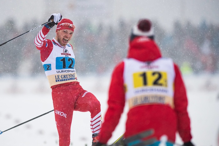 Россияне выиграли золото и серебро на этапе лыжного Кубка мира