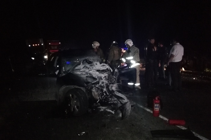 На трассе Екатеринбург-Тюмень в ДТП погибли два водителя