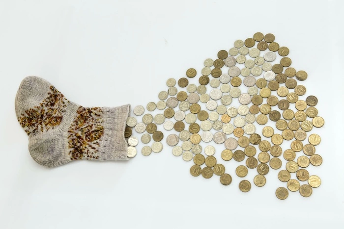 Жители Екатеринбурга выстроились в очереди, чтобы сдать свои монеты