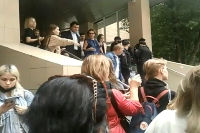 Суд, в котором проходит заседание по делу Ефремова, эвакуировали