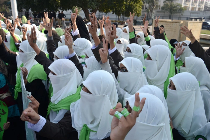 Пакистанец сжег жену за самовольный выход из дома