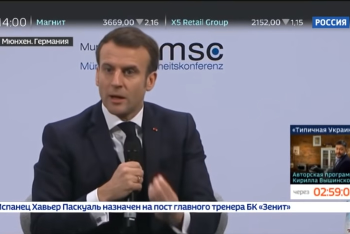 Президент Франции Эмманюэль Макрон выступил за диалог с Москвой
