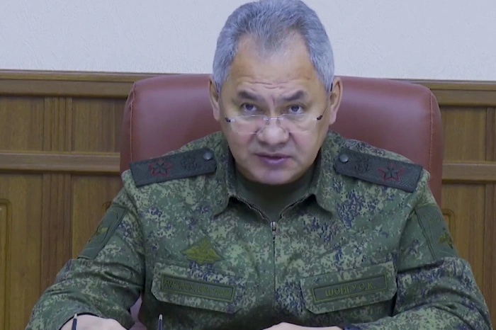 СМИ: в Екатеринбург прилетел Сергей Шойгу