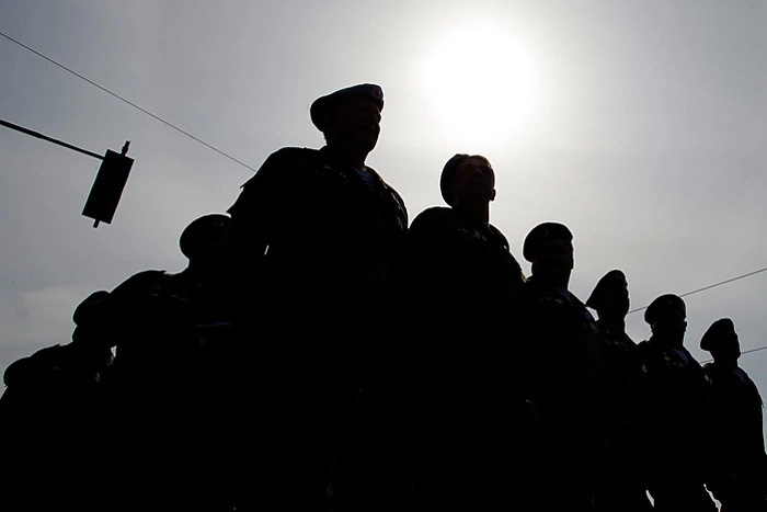 Шестеро свердловчан вернулись домой из украинского плена