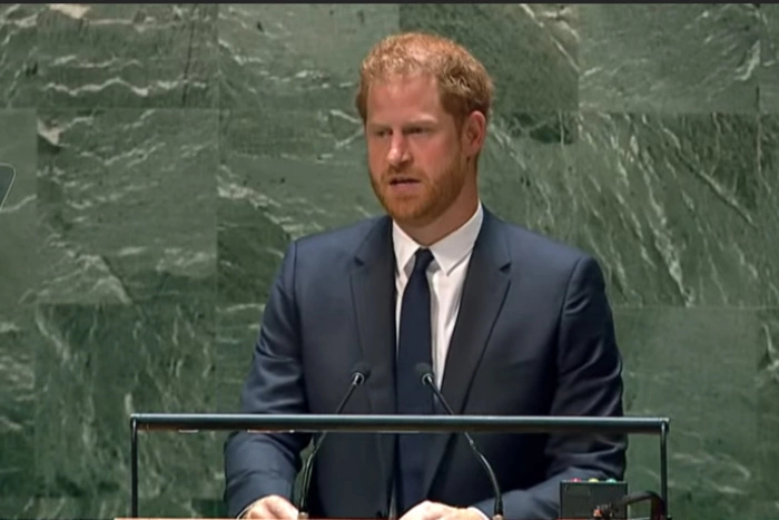 Принцу Гарри посоветовали «не совать свой королевский нос» в закон об ограничении абортов в США