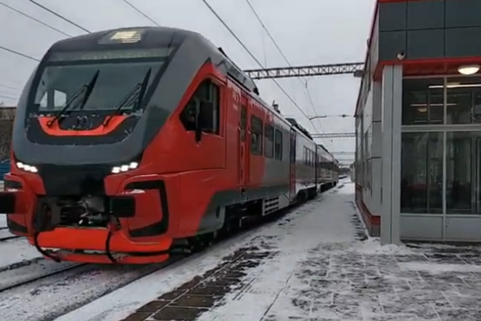 Пассажиры поездов «Орлан», курсирующих между Екатеринбургом и Челябинском, жалуются на давку