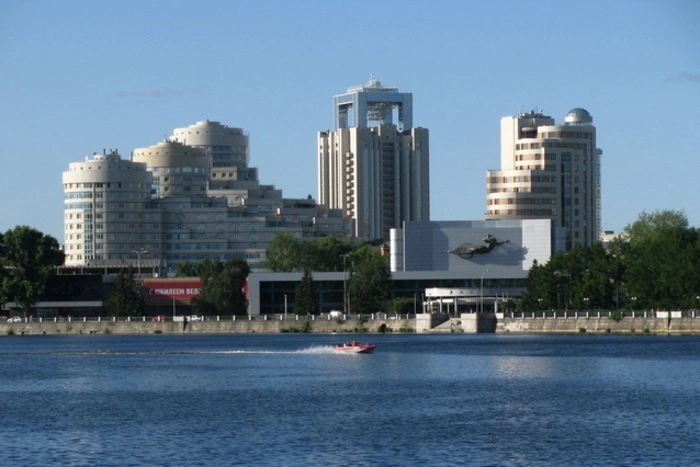 В сквере возле ККТ «Космос» могут построить 33-этажную гостиницу